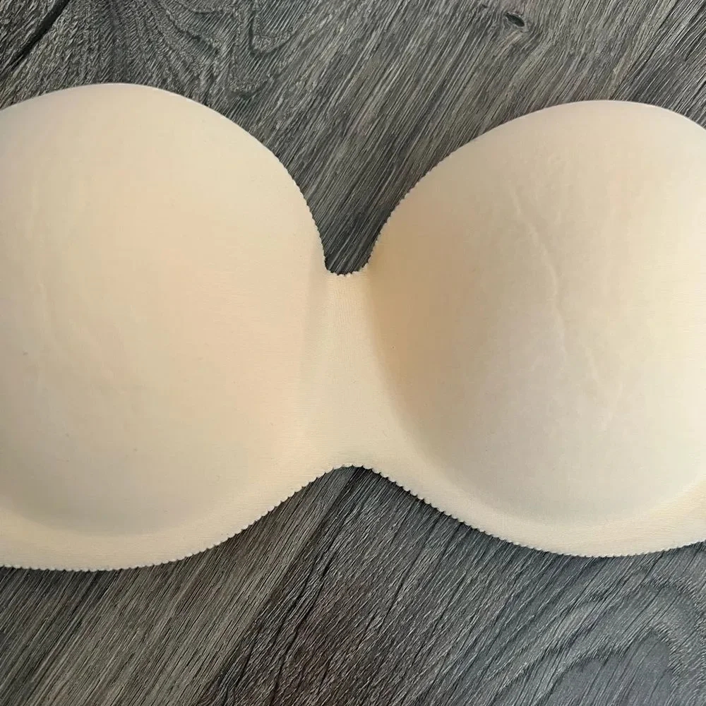 Felina Hint of Skin 6202' Underwire Strapless Bra 32B
